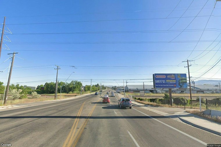 Caldwell Man, 29, Dies After Car Hits Median on I-84 Near Boise