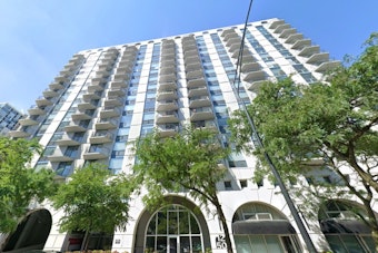 California Firm Pays $67 Million for 196-Unit Former Condo Tower on LaSalle