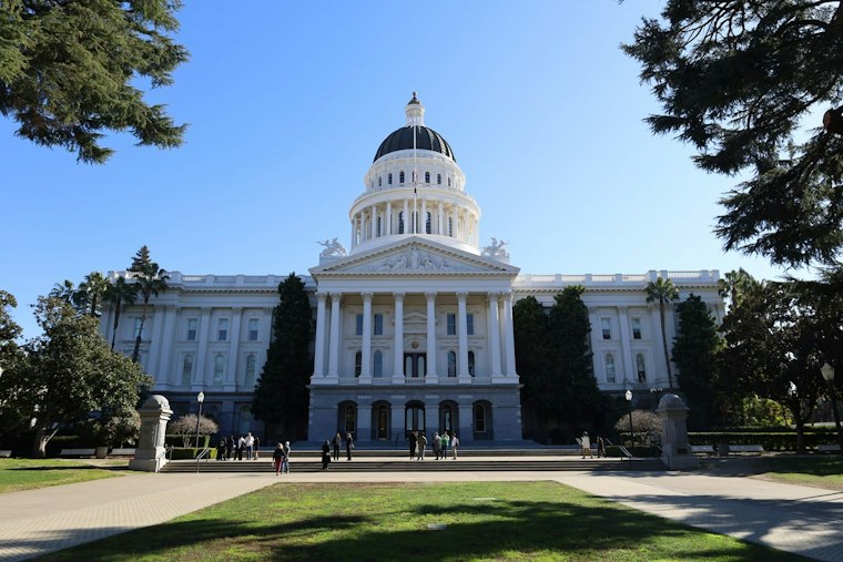 California's Social Media Warning Law Hit With First Amendment Lawsuit