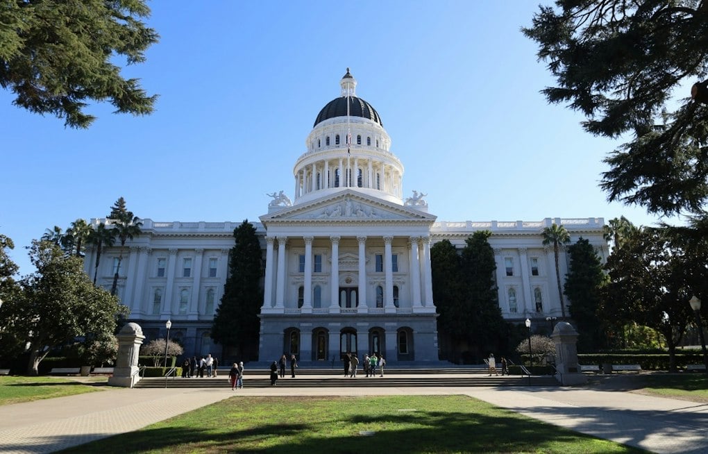 California State Workers Set for First-Ever Strike, No Boss Notice Required