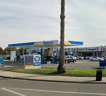 Car Dealership Could Swallow South San Jose Retail Site Near Oakridge Mall
