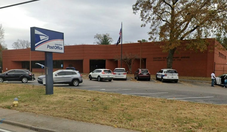 Car Plows Into Murfreesboro Post Office, Crews Rush to Shore Up Building