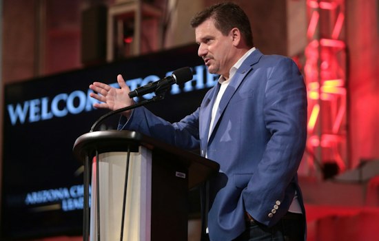 Cardinals Fans Fund Billboards Demanding Bidwill Sell Team After 1-4 Start