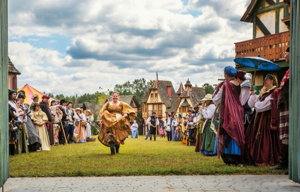 Carolina Renaissance Festival Opens 33rd Year in Huntersville With Jousting, New Traffic Fixes