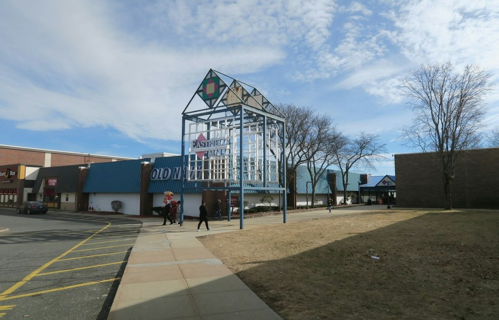CAVA and Jersey Mike's Coming to Springfield Crossing's Former Mall Site