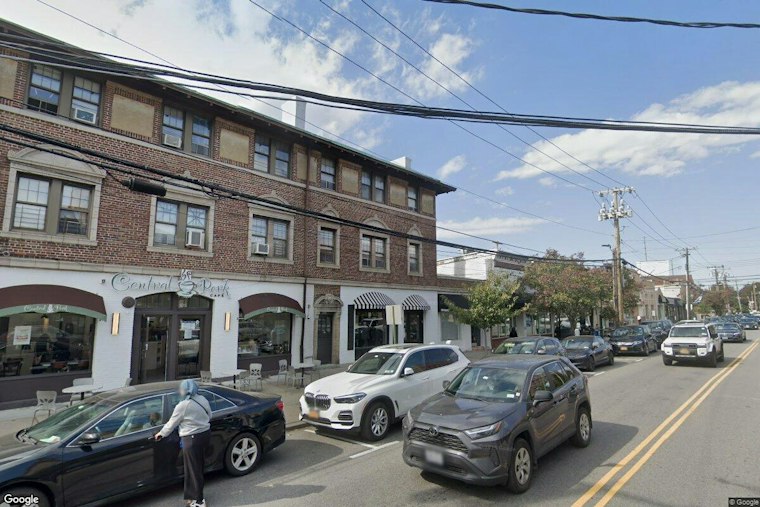 Cedarhurst Fire Tears Through Kosher Cafe Below 11 Apartments, 100 Firefighters Respond