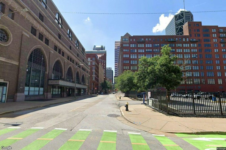 Century-Old Union Market Building Empties Out as Pear Tree Inn Liquidates