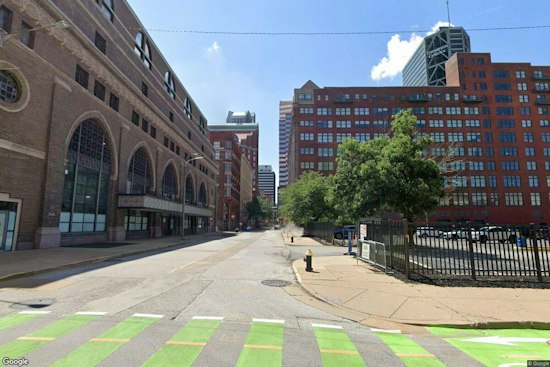 Century-Old Union Market Building Empties Out as Pear Tree Inn Liquidates