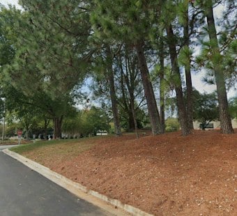 Chamblee's Abandoned Apartment Tower Will Be Imploded Oct. 24 Instead