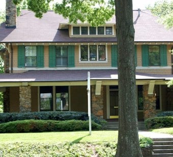 Charlotte Home Sales Slump 8.7% in August as Mortgage Rates Near 7%