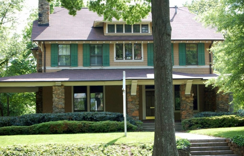 Charlotte Home Sales Slump 8.7% in August as Mortgage Rates Near 7%