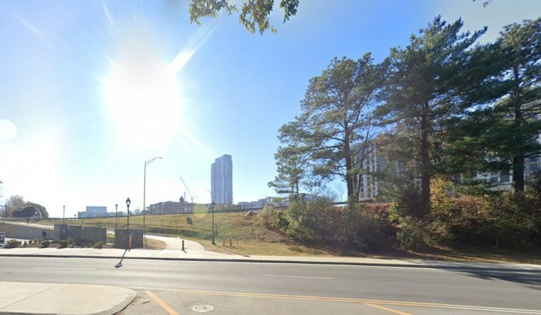 Charlotte Sizzles, Then Soaks: Queen City Swelter Gives Way to Stormy Fall Weekend