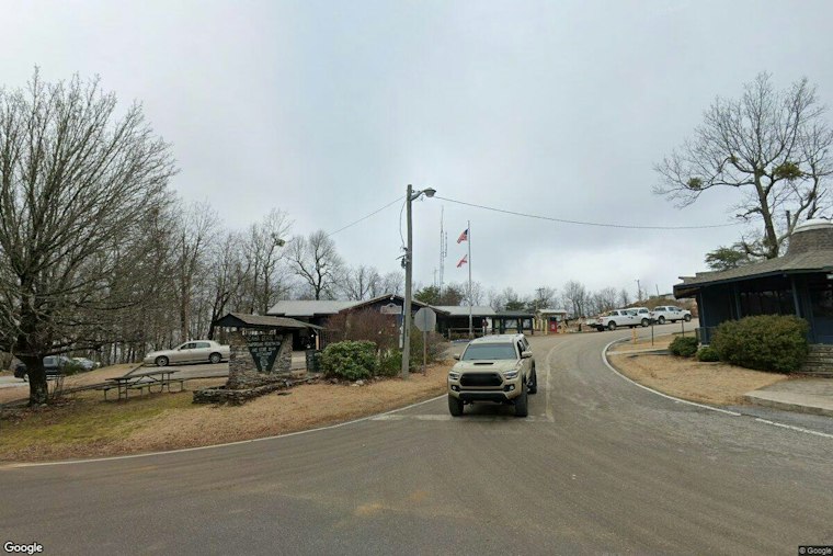 Cheaha State Park Debuts $28 Million Lodge With Bluff-Top Rooms at Alabama's Peak