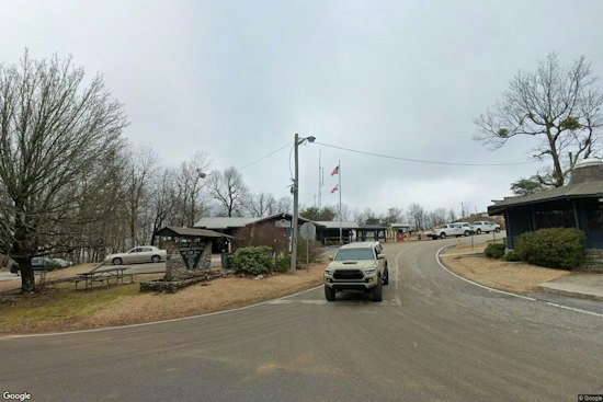 Cheaha State Park Debuts $28 Million Lodge With Bluff-Top Rooms at Alabama's Peak