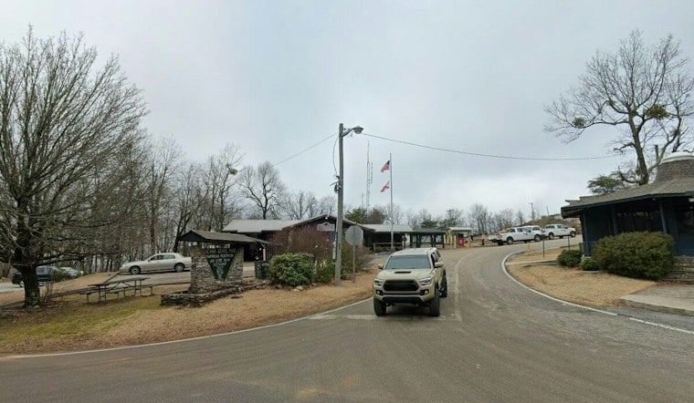 Cheaha State Park Debuts $28 Million Lodge With Bluff-Top Rooms at Alabama's Peak