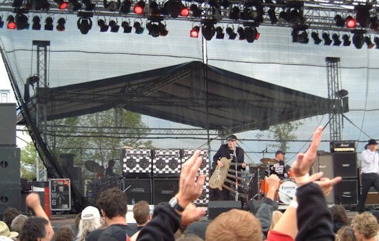 Cheap Trick, Bret Michaels Headline Sarasota's Thunder by the Bay 2027