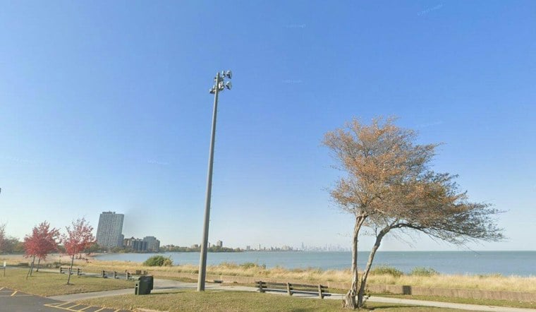 Chicago Basks in Sunny Thursday Before Weekend Heat, Thunder Threat