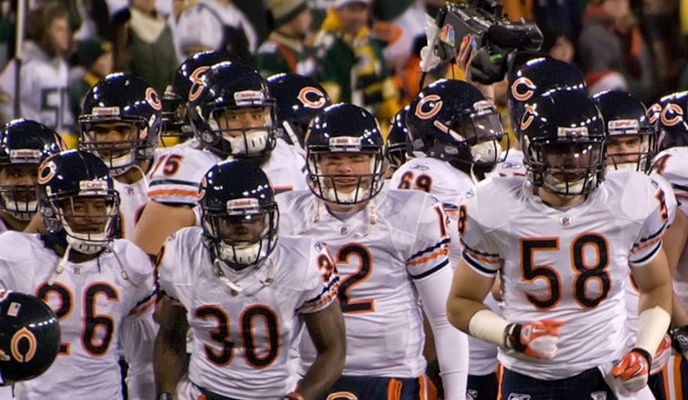 Chicago Bears Give Breast Cancer Fighter Brenda Mayfield-Anderson a Day at Halas Hall
