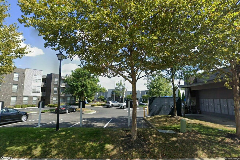 Chicago Lender Backs $17.5M Buy of 144-Unit Columbus Apartment Complex