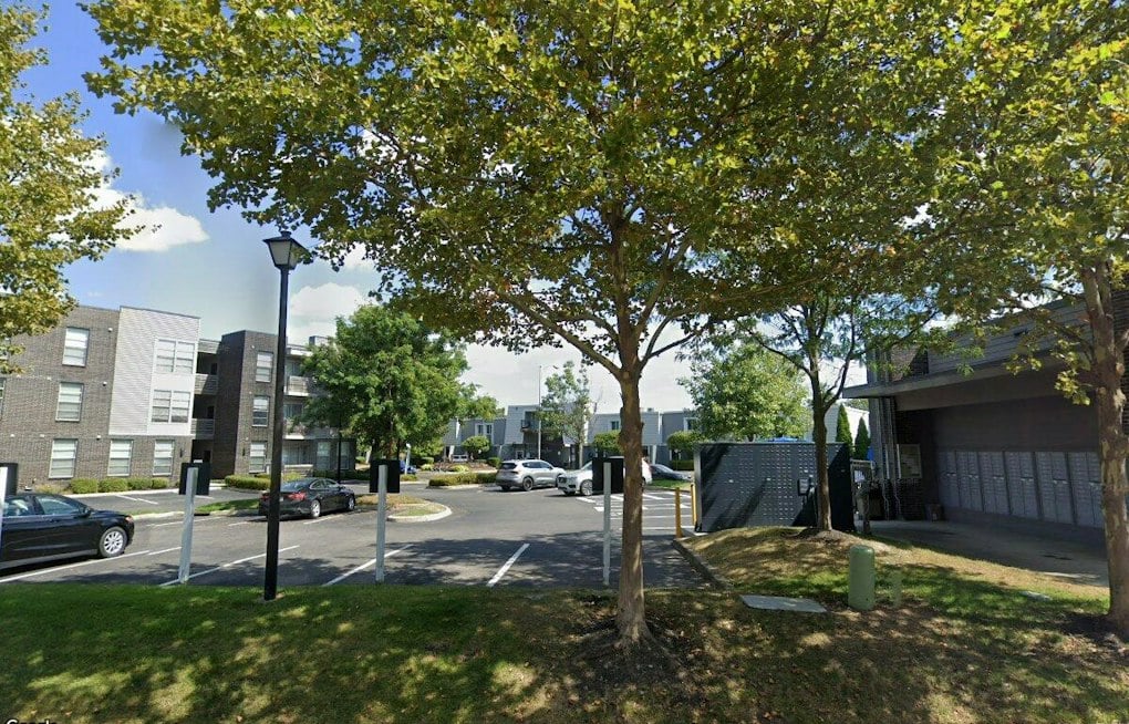 Chicago Lender Backs $17.5M Buy of 144-Unit Columbus Apartment Complex