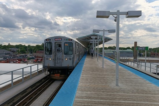 Chicago Police Hunt Suspect Who Attacked Rider Aboard Green Line Train