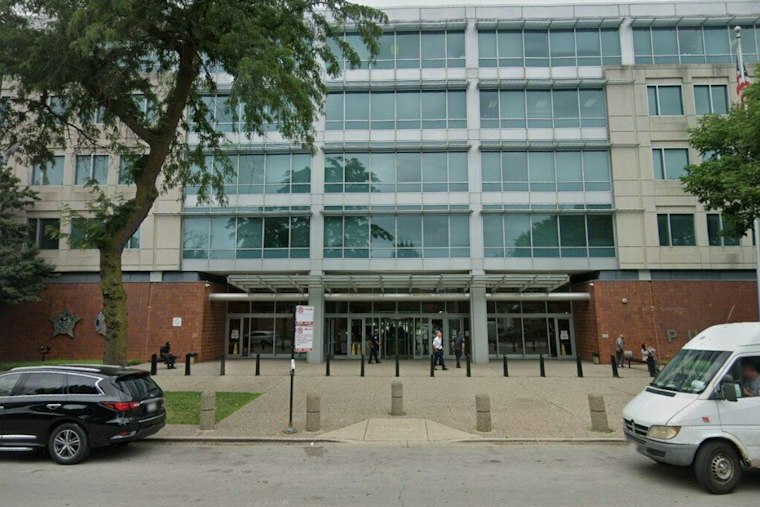 Chicago Police Open Comment on New District-Level Gun-Pointing Reviews