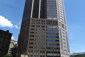 Chicago's 311 South Wacker Faces Seizure as Kohan Bondholders Weigh $112M Call