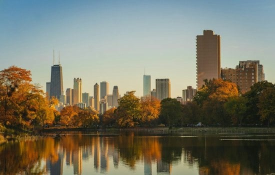 Chicago's Fall Colors Finally Peak After Record 88-Degree Scorcher