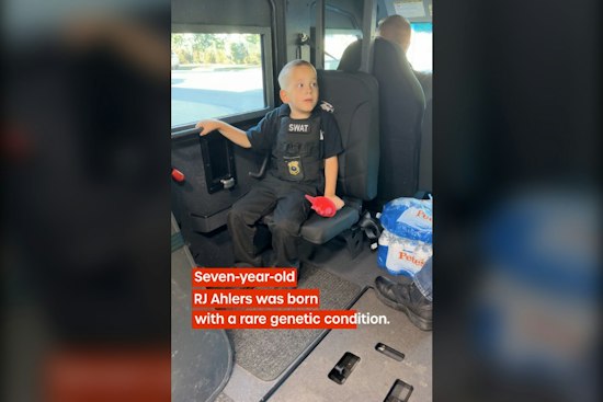 Chicago SWAT Makes 7-Year-Old Ohio Boy an Honorary Member on His Coin Tour