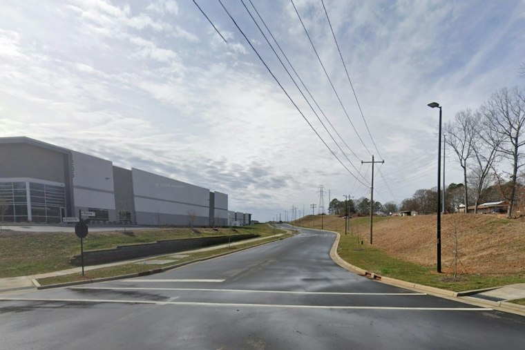 Chinese Headlight Giant Xingyu Picks Landis for First U.S. Plant, 300 Jobs Coming