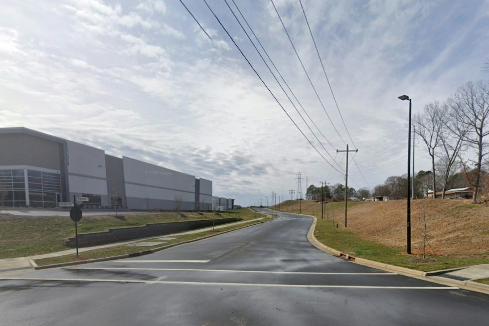Chinese Headlight Giant Xingyu Picks Landis for First U.S. Plant, 300 Jobs Coming