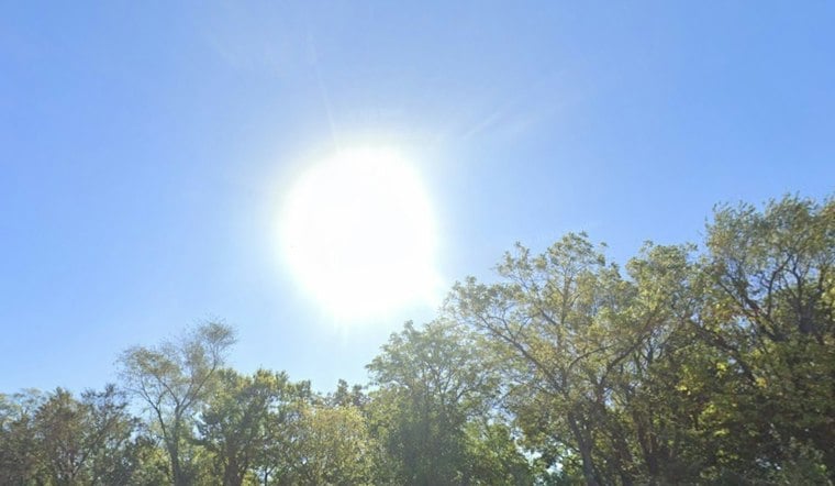 Cincinnati Shakes Off Fog, Basks in Sun-Soaked October Stretch