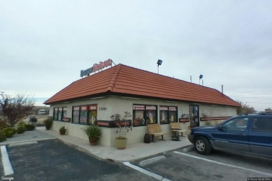 Classic Burgers Marks Apple Valley Debut With Ribbon-Cutting, Classic Car Cruise