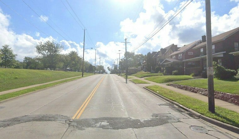 Cleveland Bus Driver Drops First-Grader Early, Stranger Finds Her Alone on Kinsman Road