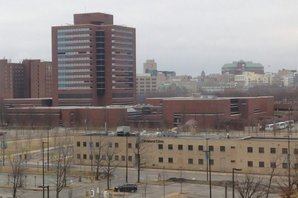 Cleveland Clinic Takes Tumor Out of Woman's Body to Save Her Intestine