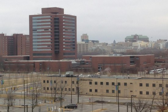Cleveland Clinic Takes Tumor Out of Woman's Body to Save Her Intestine