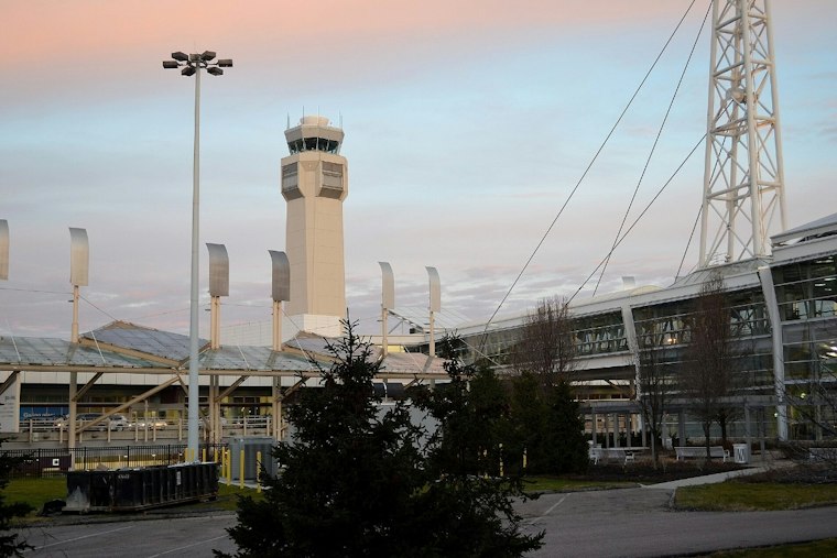 Cleveland Council Oks $6.5M Fix for Hopkins Airport's Aging Baggage System