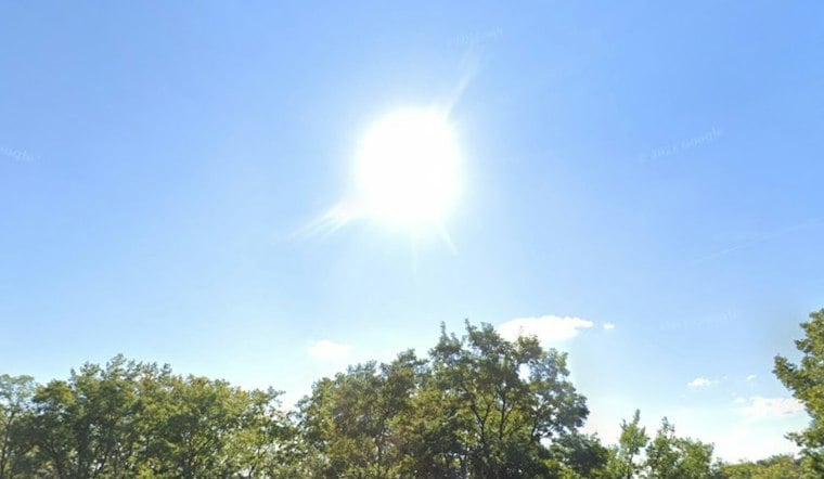 Cleveland Forecast Favors Dry Weather, Highs Mainly in the 60s With Lower 70s Possible Sunday