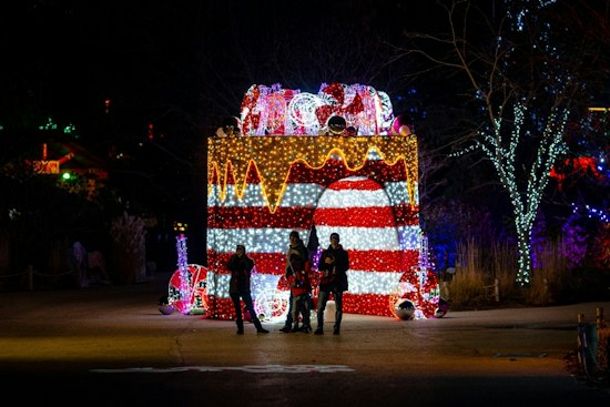 Cleveland Metroparks Zoo Lights Up 1.5 Million Bulbs for Eighth Winter Season