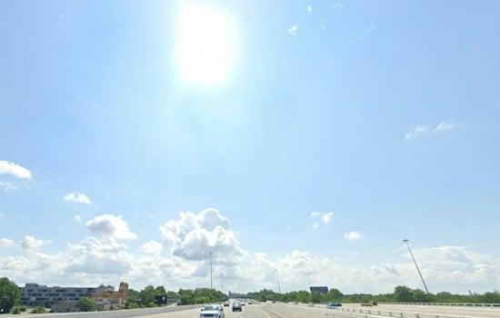 Cleveland Roasts at 84 Before Lake Erie Cold Snap Smacks City