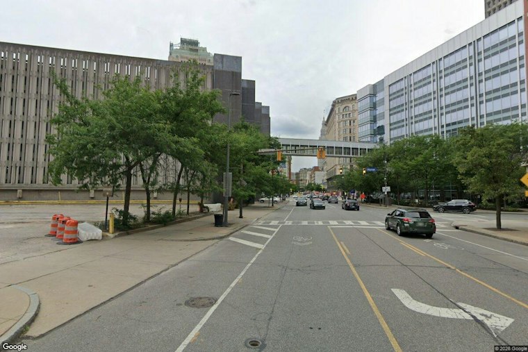 Cleveland Security Guard Who Saved Stranger Now Fights to Walk Again