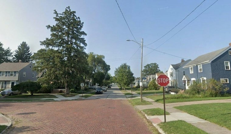 Cleveland Woman, 50, Left in Lynx EMS Ambulance Near West 150th Street