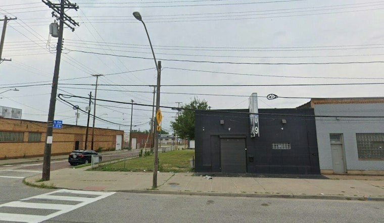 Cleveland Woman Says Security Guard Shot Her in the Chest at Lounge