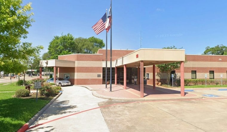 Clute Council Delays Vote on Eight-Liner Ban