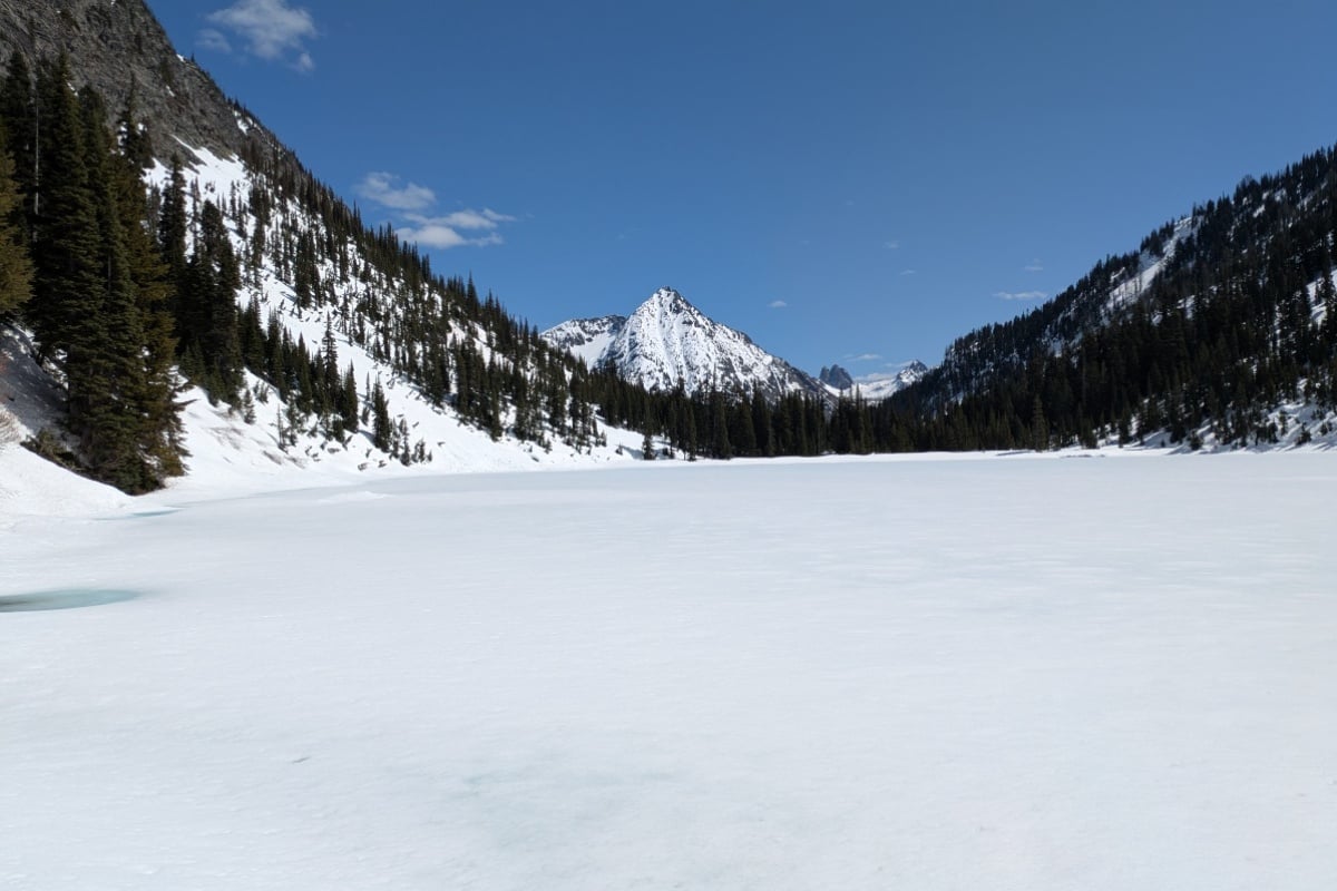 Collapsed tent found near lake ann as search for missing colorado hikers races snowstorm