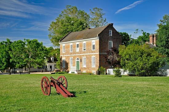 Colonial Williamsburg Re-Arms for Washington's Call This Weekend, Cannons and All