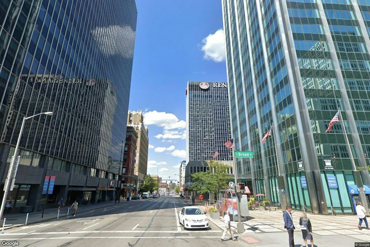 Columbus Basks in Sunny Sunday Before Fall Chill Slams In