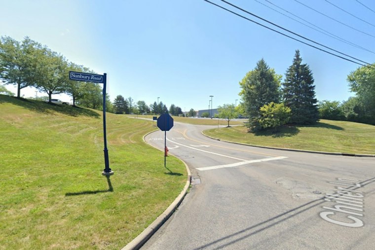 Columbus Teen Hurt Falling From Roof of Moving Car Near Sunbury Road