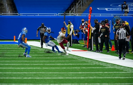 Commanders' Terry McLaurin Carted Off With Knee Injury, Coach Fears Worst
