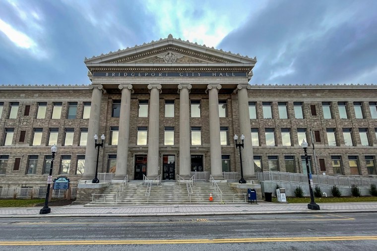 Connecticut Kills Same-Day Marriage Licenses After Sham Wedding Surge